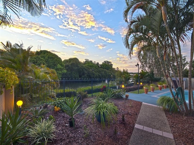 258 Nineteenth Avenue, Elanora QLD 4221