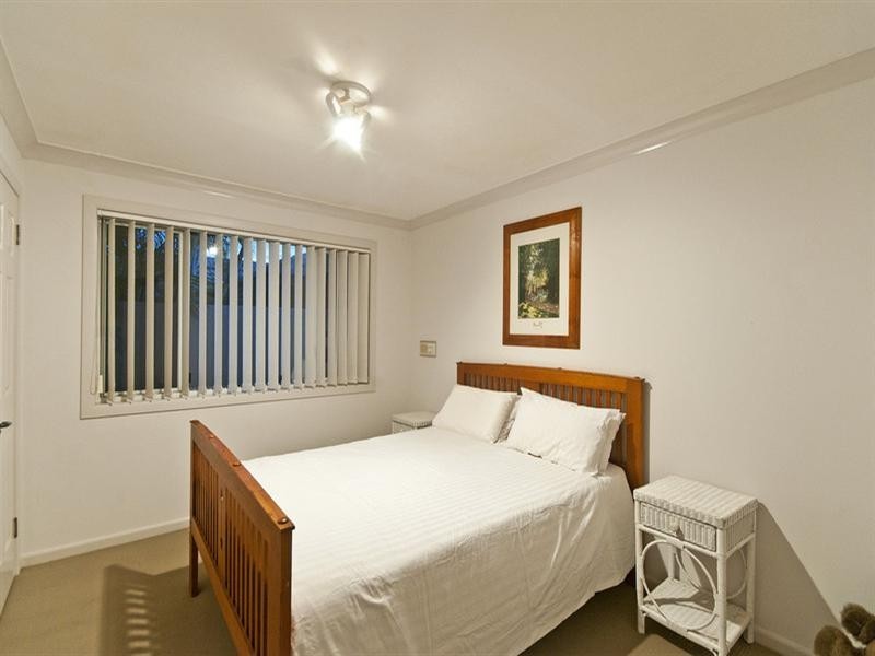 258 Nineteenth Avenue, Elanora QLD 4221