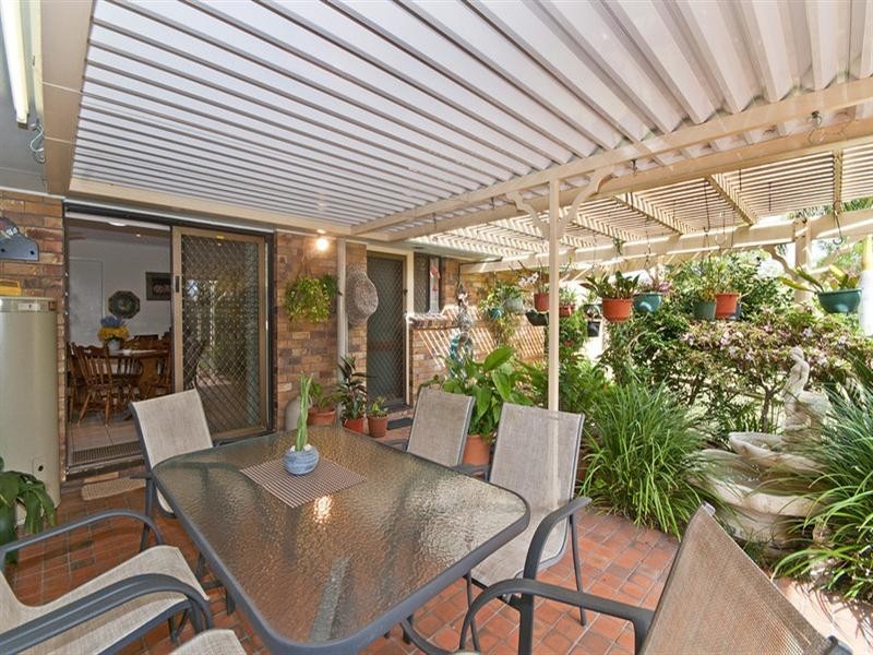 32 Almond Court, Elanora QLD 4221