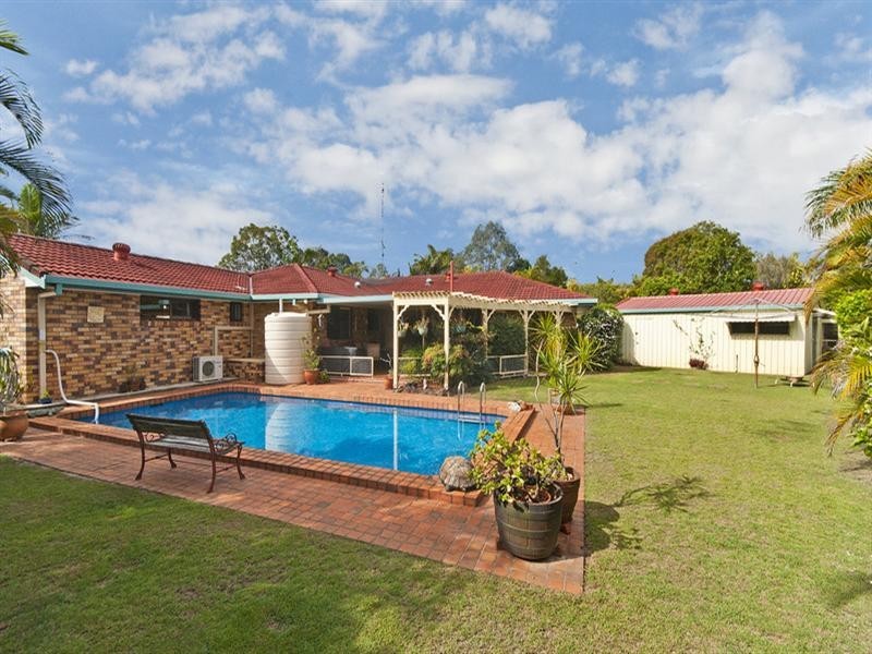32 Almond Court, Elanora QLD 4221