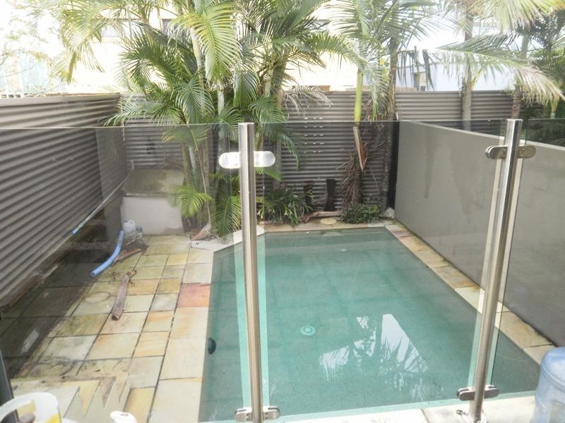 2/15 Thirteenth Avenue, Palm Beach QLD 4221