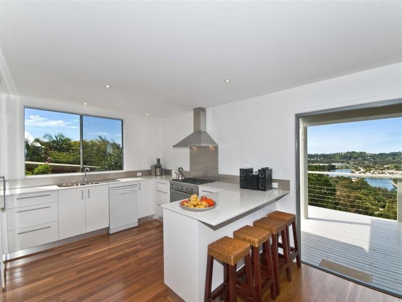 74 Doubleview Drive, Elanora QLD 4221