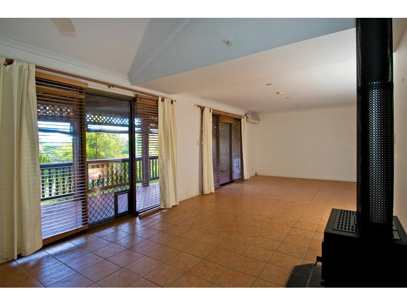 7 Doubleview Drive, Elanora QLD 4221