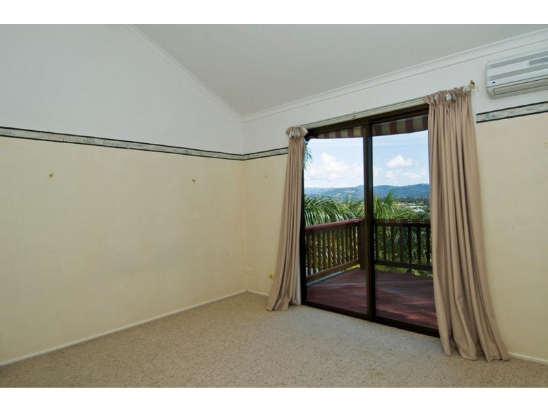 7 Doubleview Drive, Elanora QLD 4221