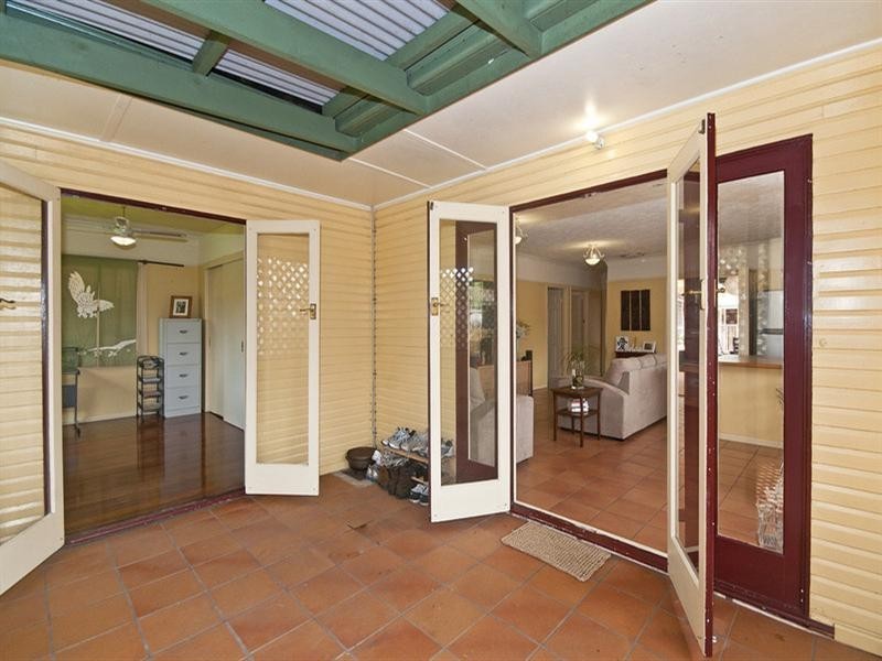 141 Laguna Avenue, Palm Beach QLD 4221