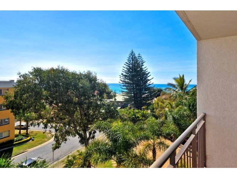 3E/973 Gold Coast Highway, Palm Beach QLD 4221