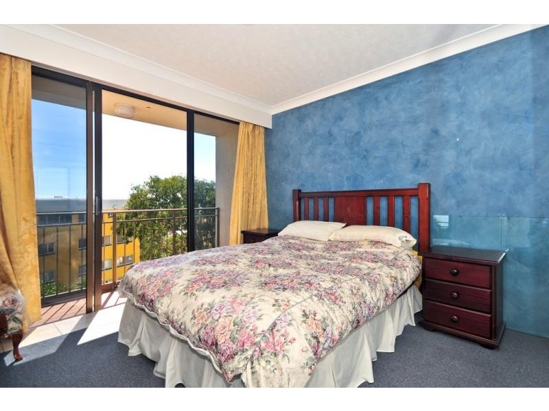 3E/973 Gold Coast Highway, Palm Beach QLD 4221