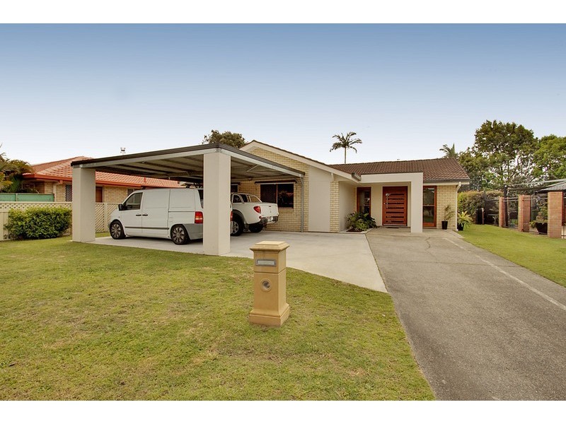 8 Celtis Court, Palm Beach QLD 4221