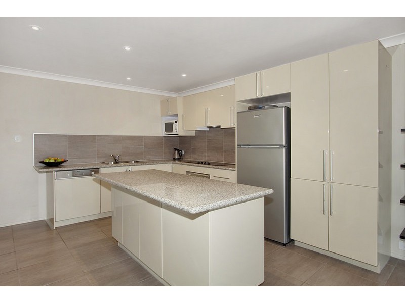 8 Celtis Court, Palm Beach QLD 4221