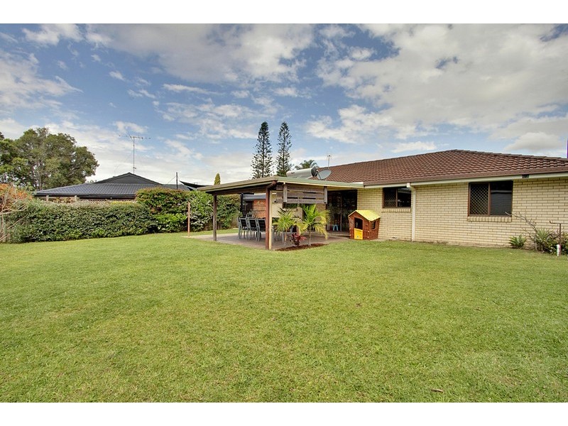 8 Celtis Court, Palm Beach QLD 4221