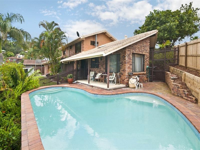 50 Bronzewing Close, Elanora QLD 4221