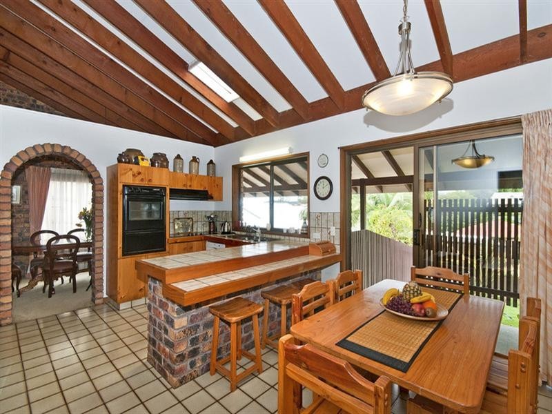 50 Bronzewing Close, Elanora QLD 4221