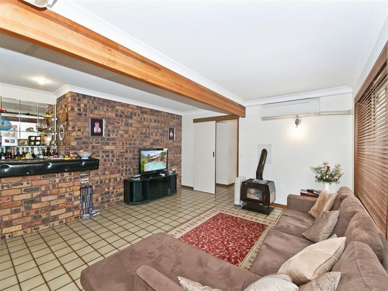 50 Bronzewing Close, Elanora QLD 4221