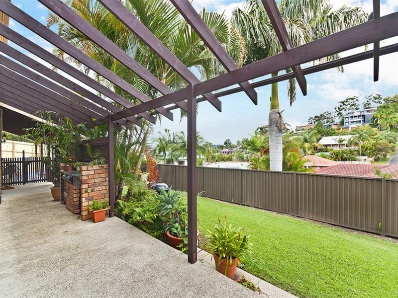 50 Bronzewing Close, Elanora QLD 4221
