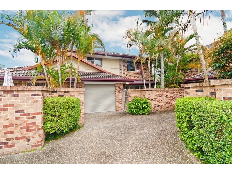 2/6-8 Cupania Place, Elanora QLD 4221