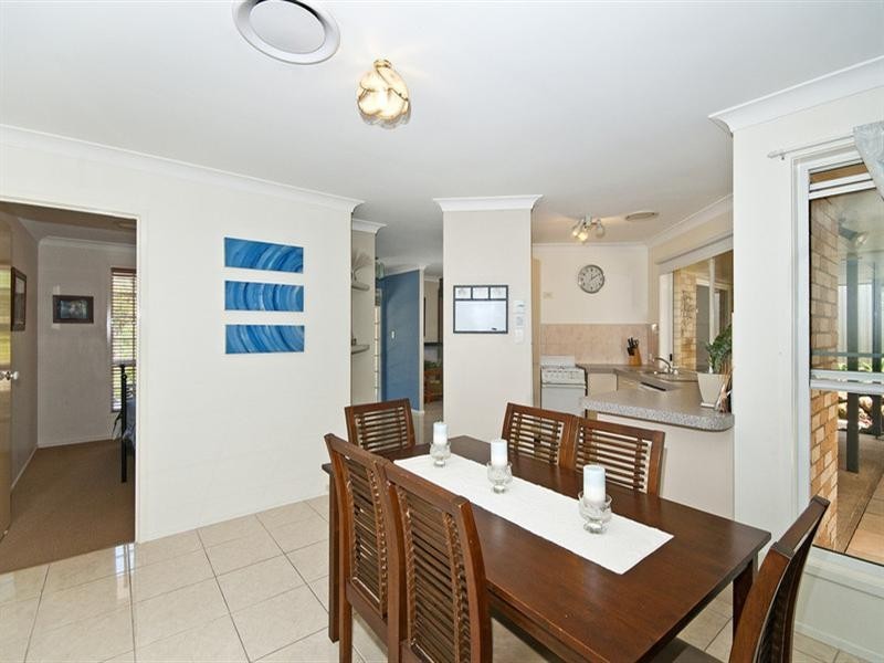 100 Ware Drive, Currumbin Waters QLD 4223