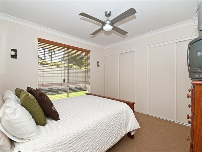 100 Ware Drive, Currumbin Waters QLD 4223