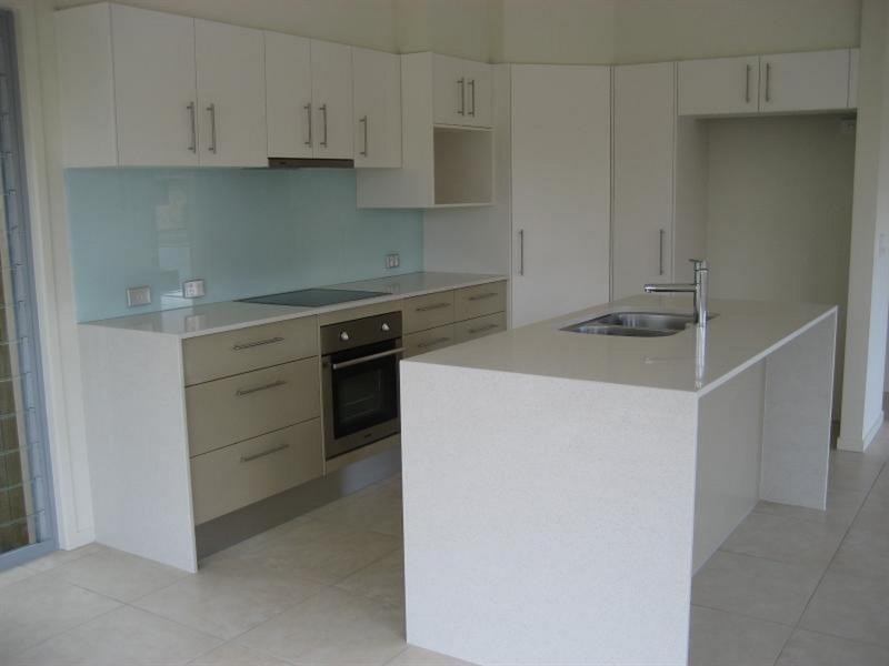 1/27 Twenty Sixth Avenue, Palm Beach QLD 4221