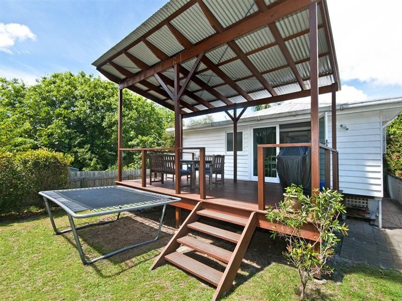 19 Fourteenth Avenue, Palm Beach QLD 4221