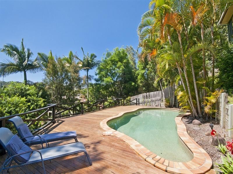 22 Hoffschildt Drive, Currumbin Waters QLD 4223