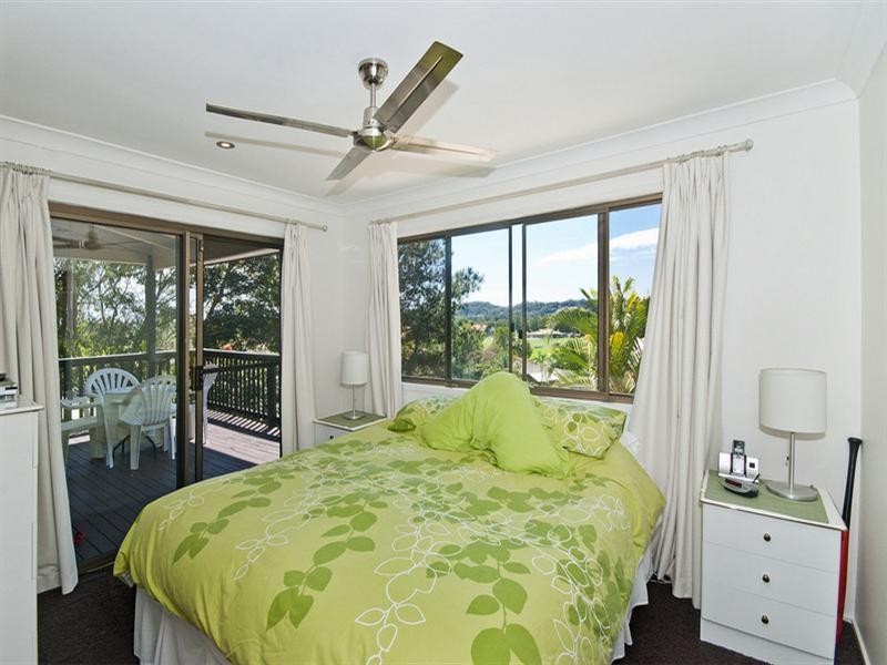 22 Hoffschildt Drive, Currumbin Waters QLD 4223