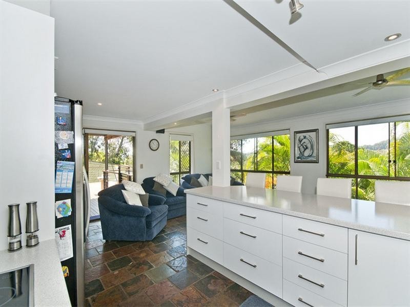 22 Hoffschildt Drive, Currumbin Waters QLD 4223