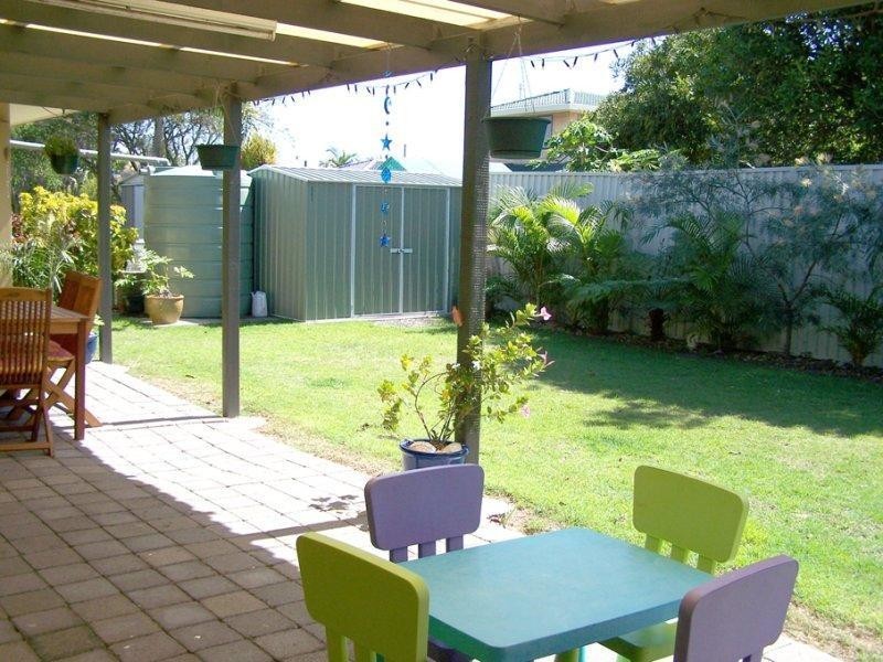 35 Denawen Street, Palm Beach QLD 4221