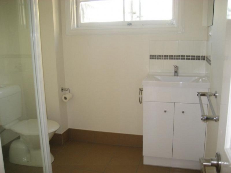 3/6 Nyrang Avenue, Palm Beach QLD 4221