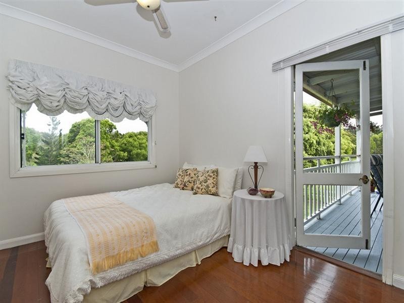 35 Valley Drive, Tallebudgera QLD 4228