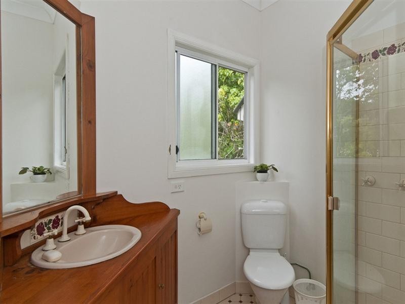 35 Valley Drive, Tallebudgera QLD 4228