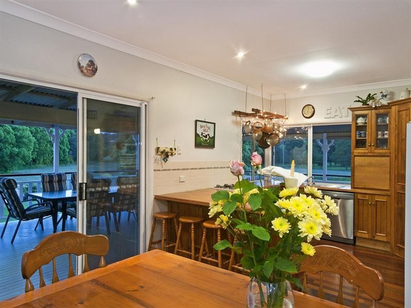 35 Valley Drive, Tallebudgera QLD 4228