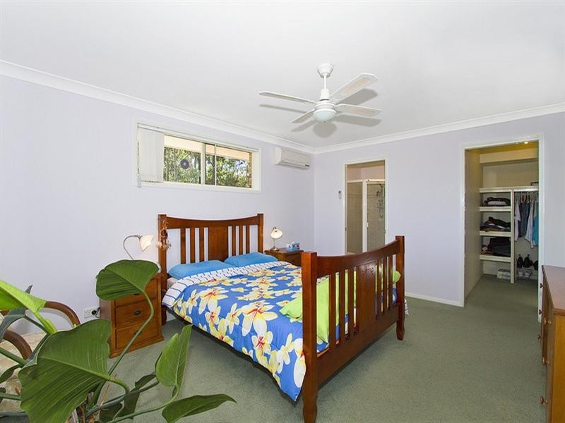 18 Hibertia Avenue, Elanora QLD 4221