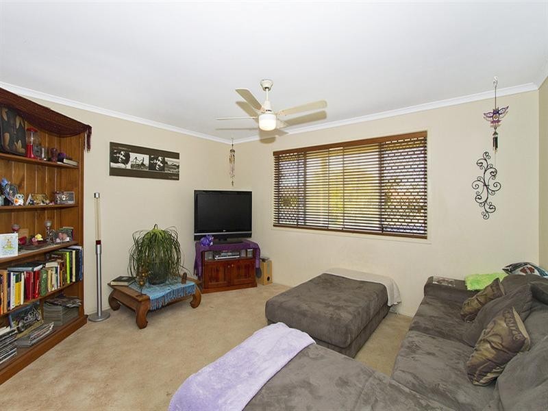 14 Spindle Street, Palm Beach QLD 4221