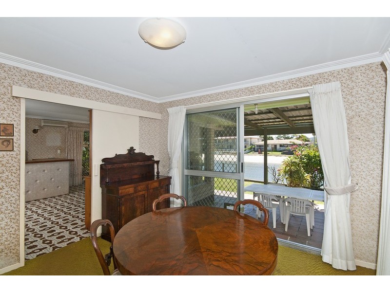 11 Marlin Court, Palm Beach QLD 4221