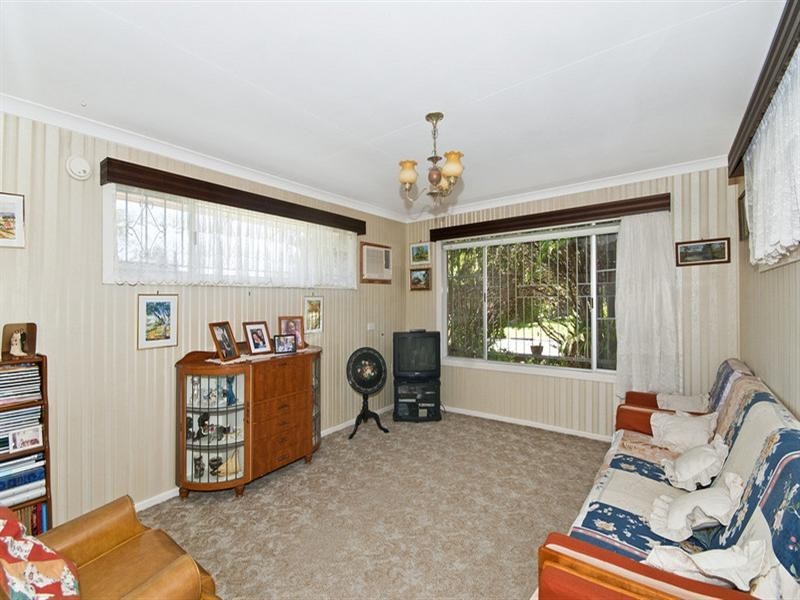 60 Laguna Avenue, Palm Beach QLD 4221
