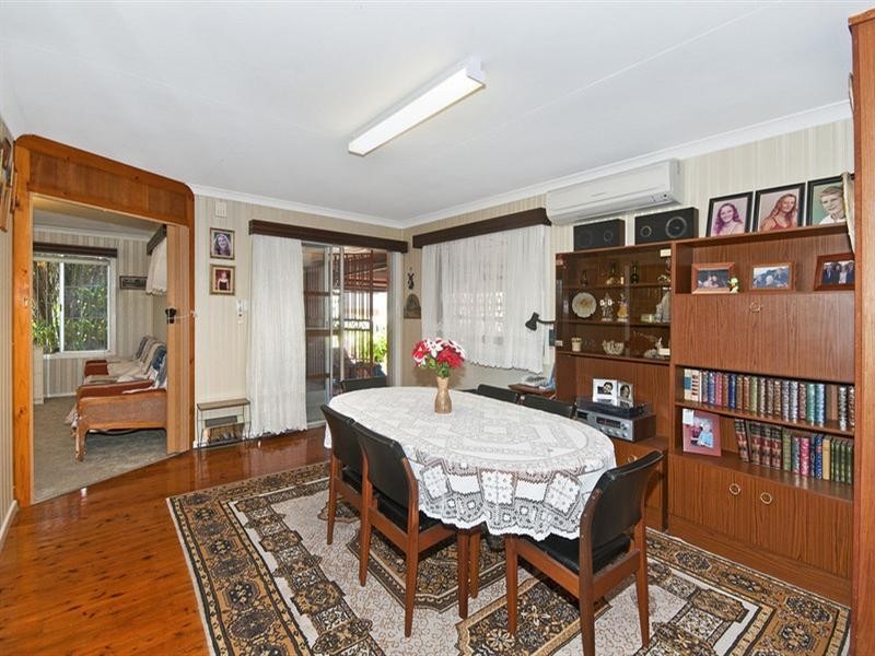 60 Laguna Avenue, Palm Beach QLD 4221