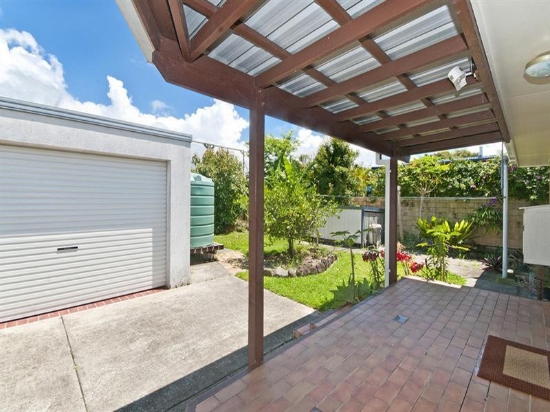 14 Tahiti Avenue, Palm Beach QLD 4221