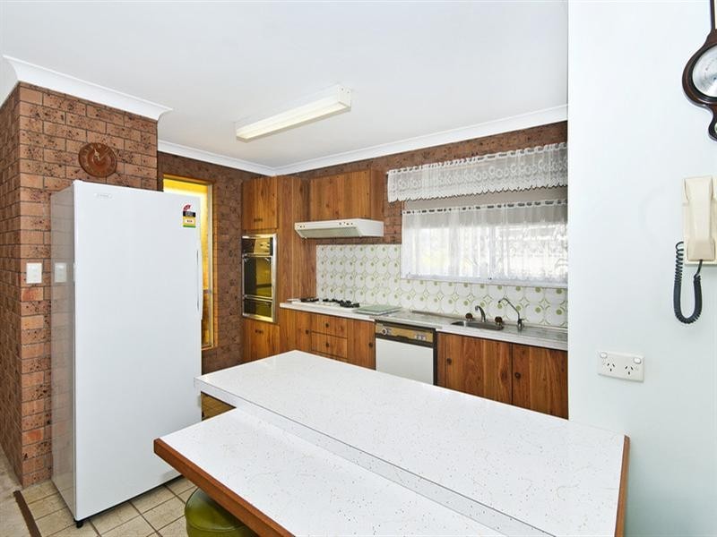 14 Tahiti Avenue, Palm Beach QLD 4221