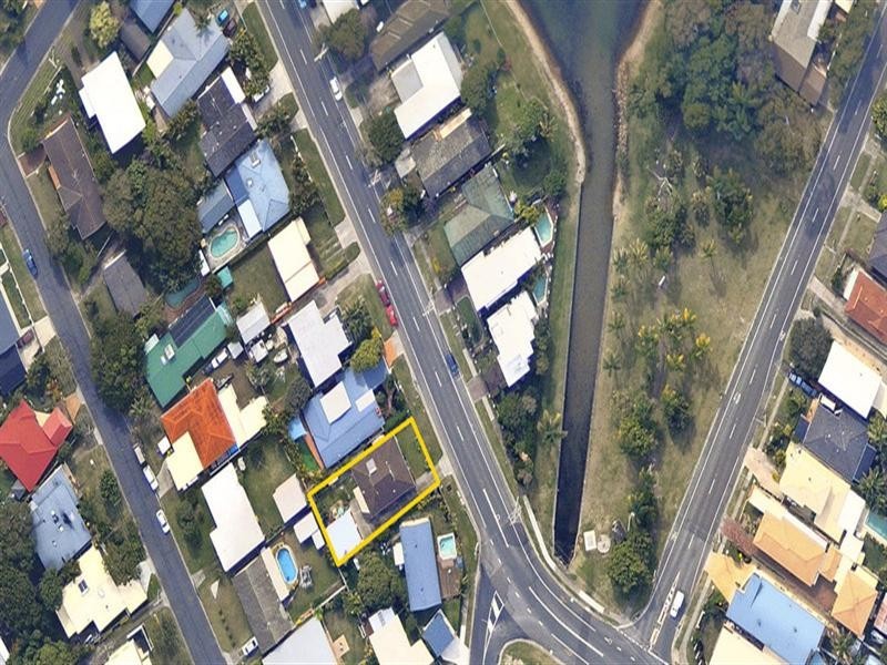14 Tahiti Avenue, Palm Beach QLD 4221