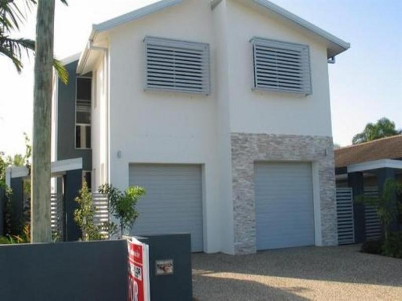 1/24 Sarawak Avenue, Palm Beach QLD 4221