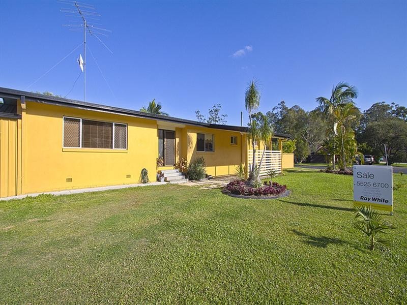 33 Whitsunday Drive, Currumbin Waters QLD 4223