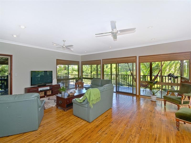 592 Tallebudgera Creek Road, Tallebudgera Valley QLD 4228