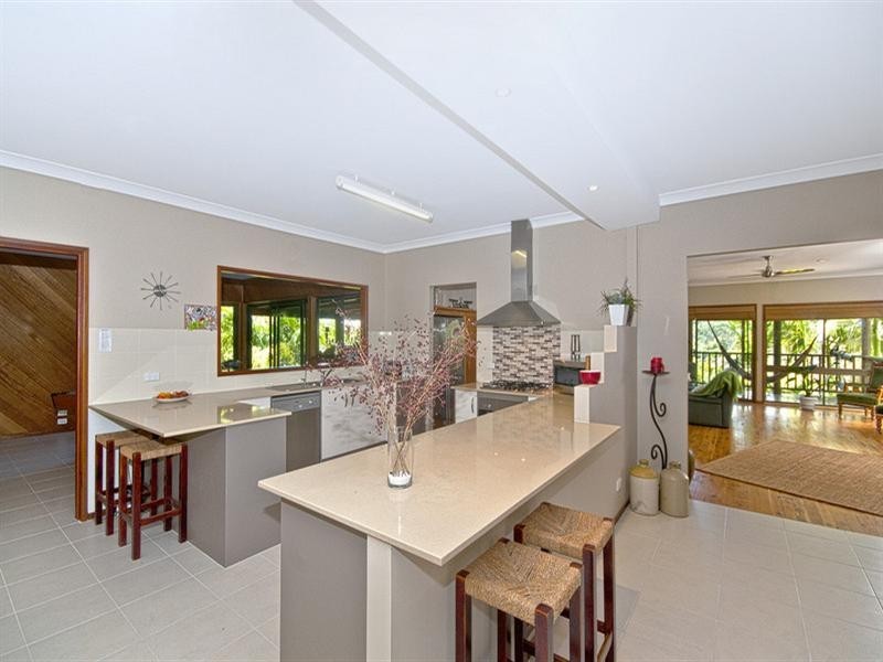 592 Tallebudgera Creek Road, Tallebudgera Valley QLD 4228