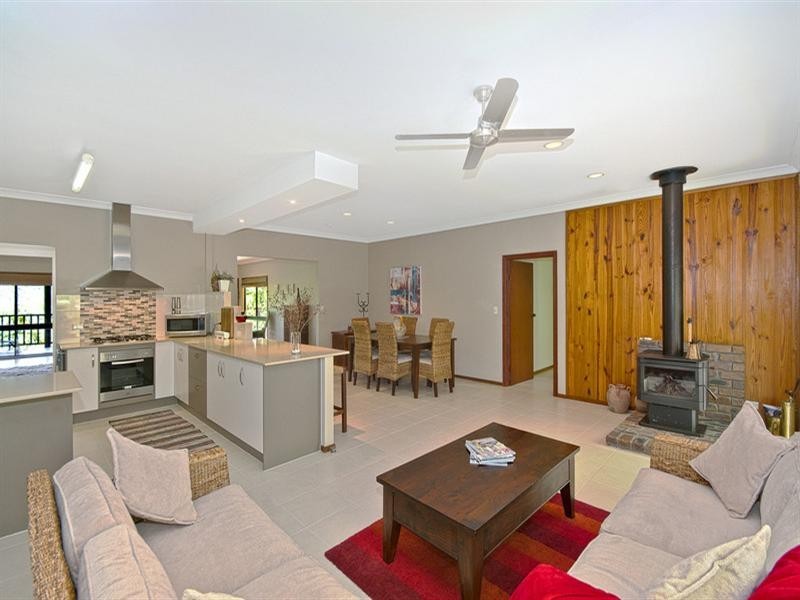 592 Tallebudgera Creek Road, Tallebudgera Valley QLD 4228