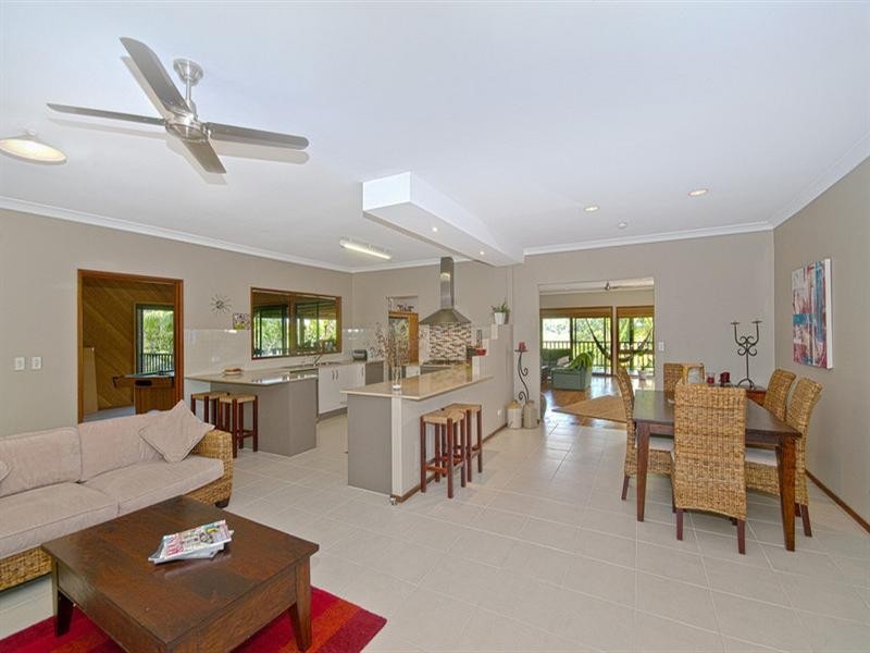 592 Tallebudgera Creek Road, Tallebudgera Valley QLD 4228