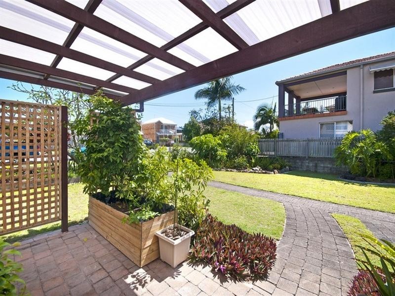 1/14 Twenty Fifth Avenue, Palm Beach QLD 4221