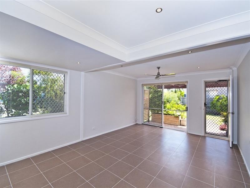 1/14 Twenty Fifth Avenue, Palm Beach QLD 4221