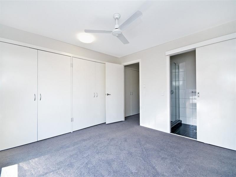 1/14 Twenty Fifth Avenue, Palm Beach QLD 4221