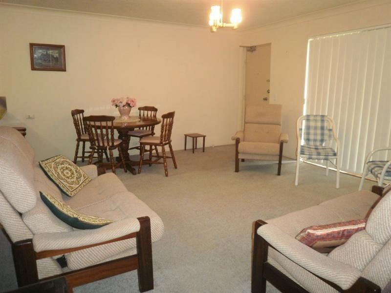 3/2 Twenty Eighth Avenue, Palm Beach QLD 4221