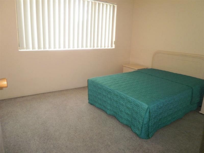 3/2 Twenty Eighth Avenue, Palm Beach QLD 4221